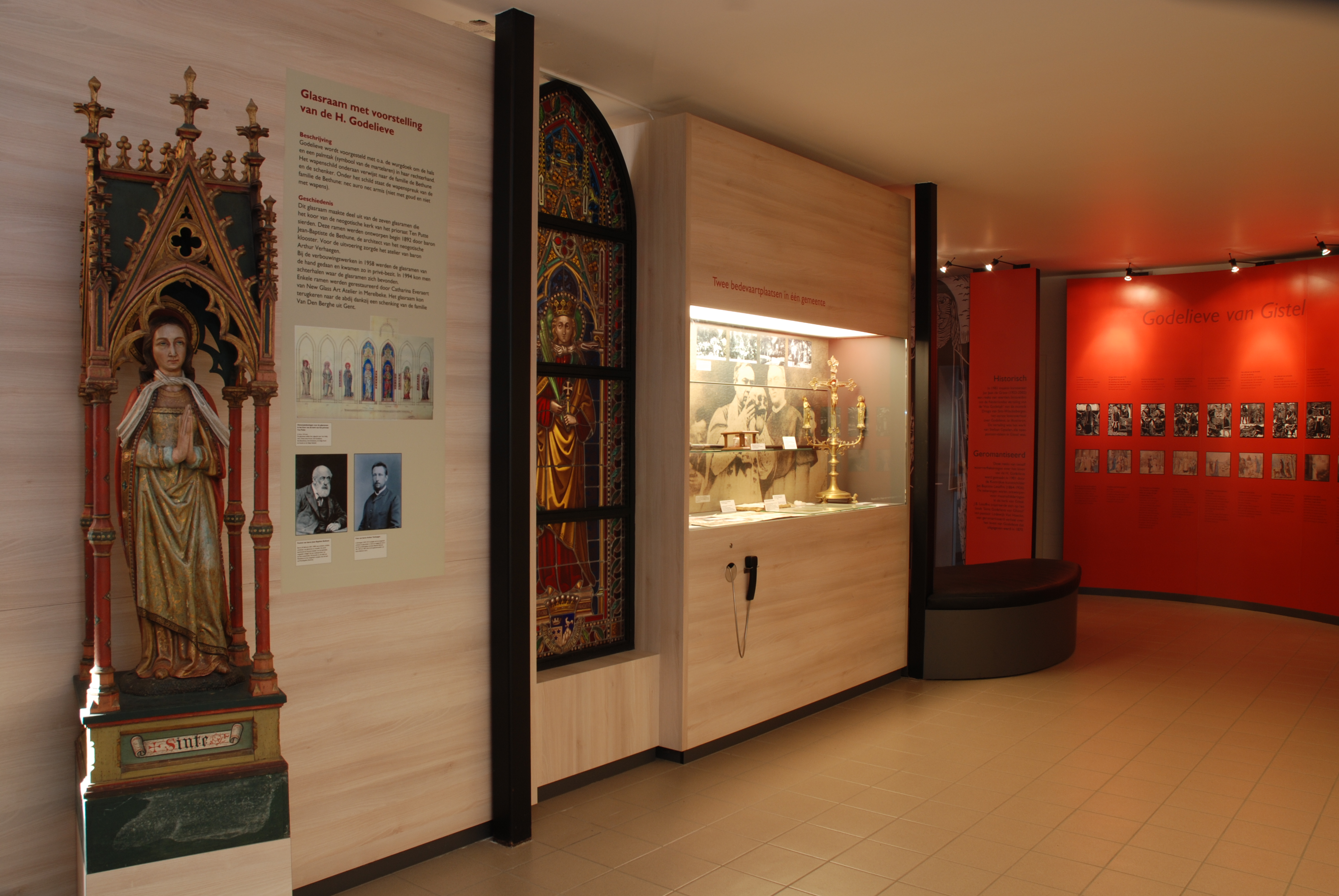 Binnenzicht Godelievemuseum Gistel