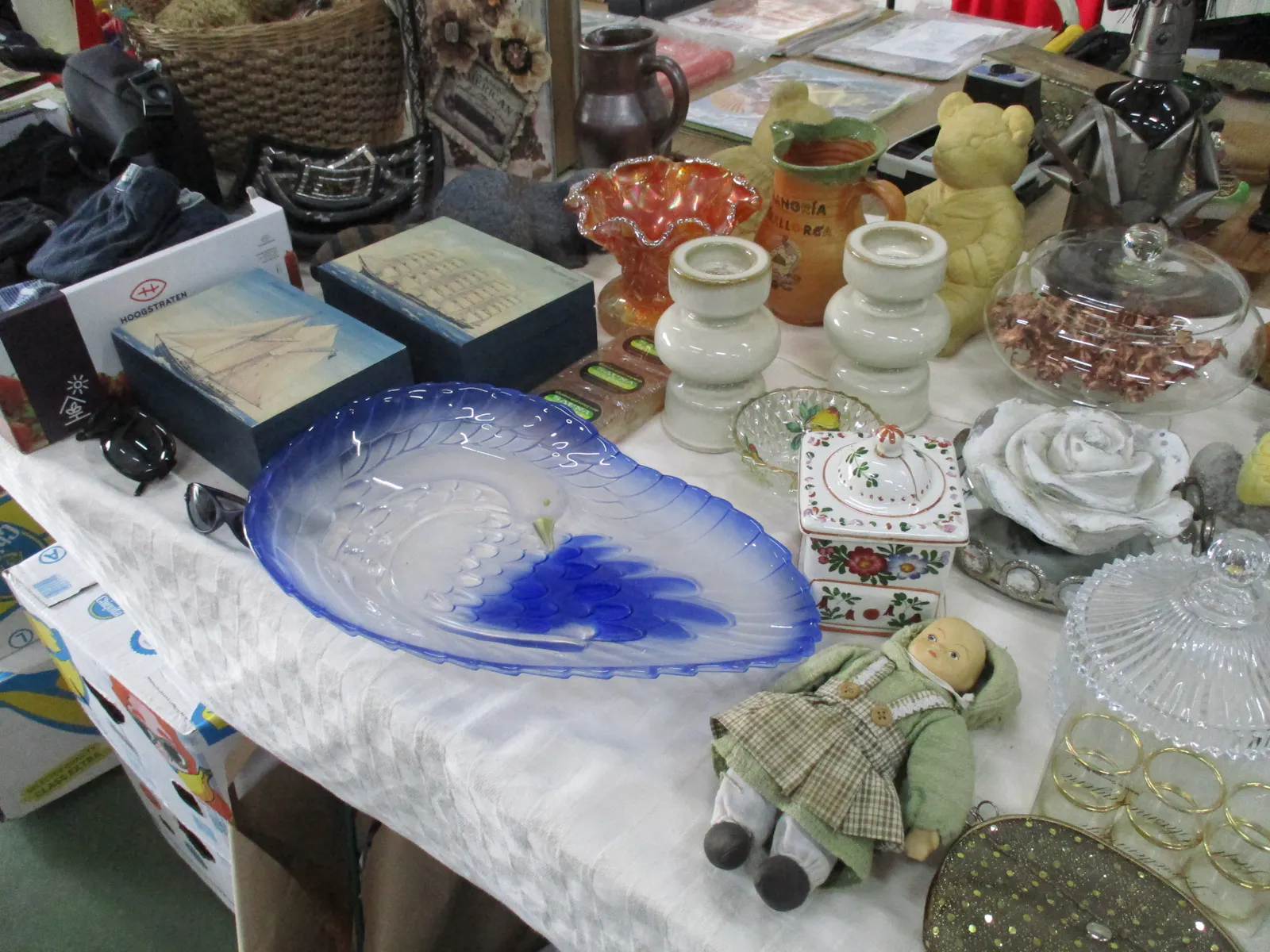 Gezellige Rommel,Brocante en Curiosa-markt,zowel overdekt als buiten