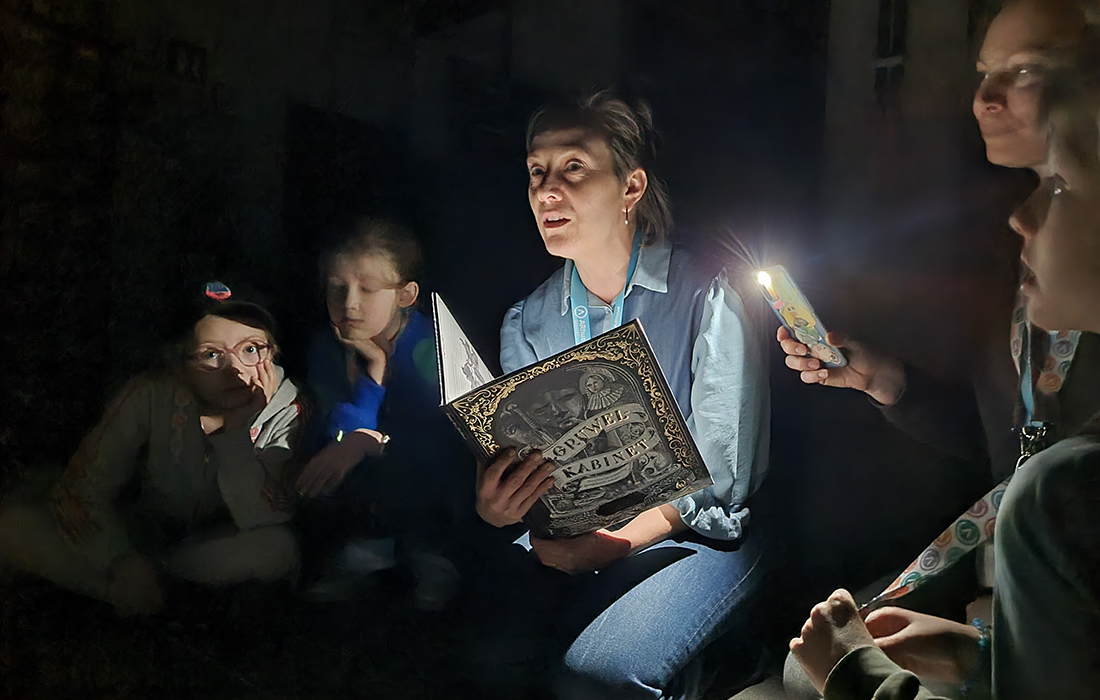 Voorlezen in het donker