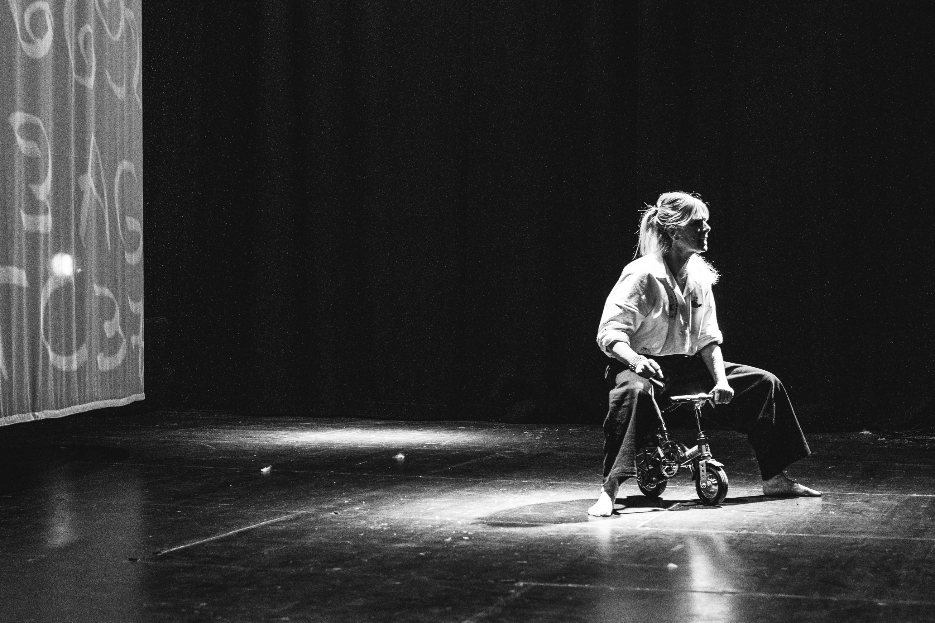 Ode aan de Verwondering van Caroline Pauwels