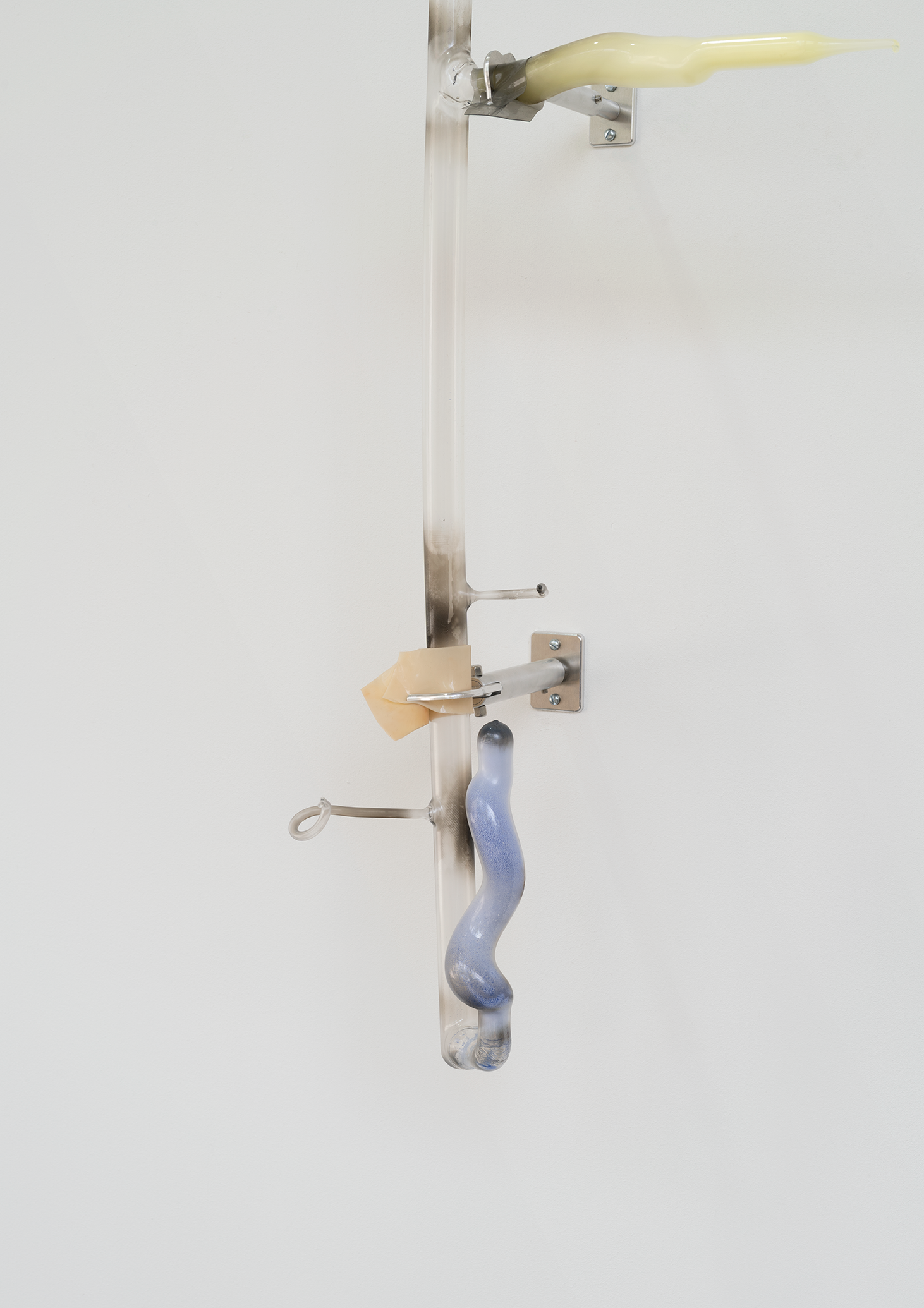 Nairy Baghramian, nameless, 2025.