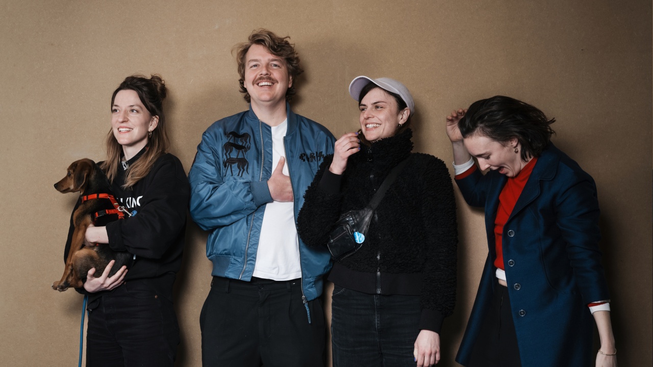 janita Sassen- - Scenes-BOG-0778def - banner.jpg