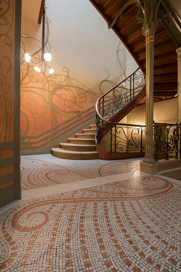 Art Nouveau : De la Source aux Étangs