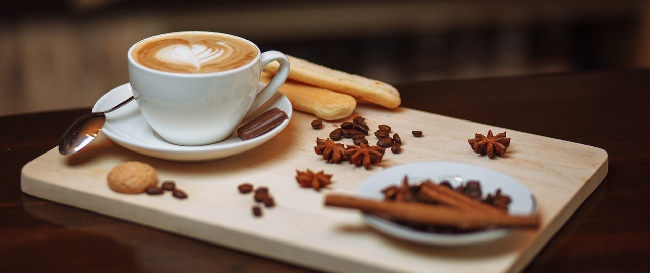 Kletsen bij een kopje koffie