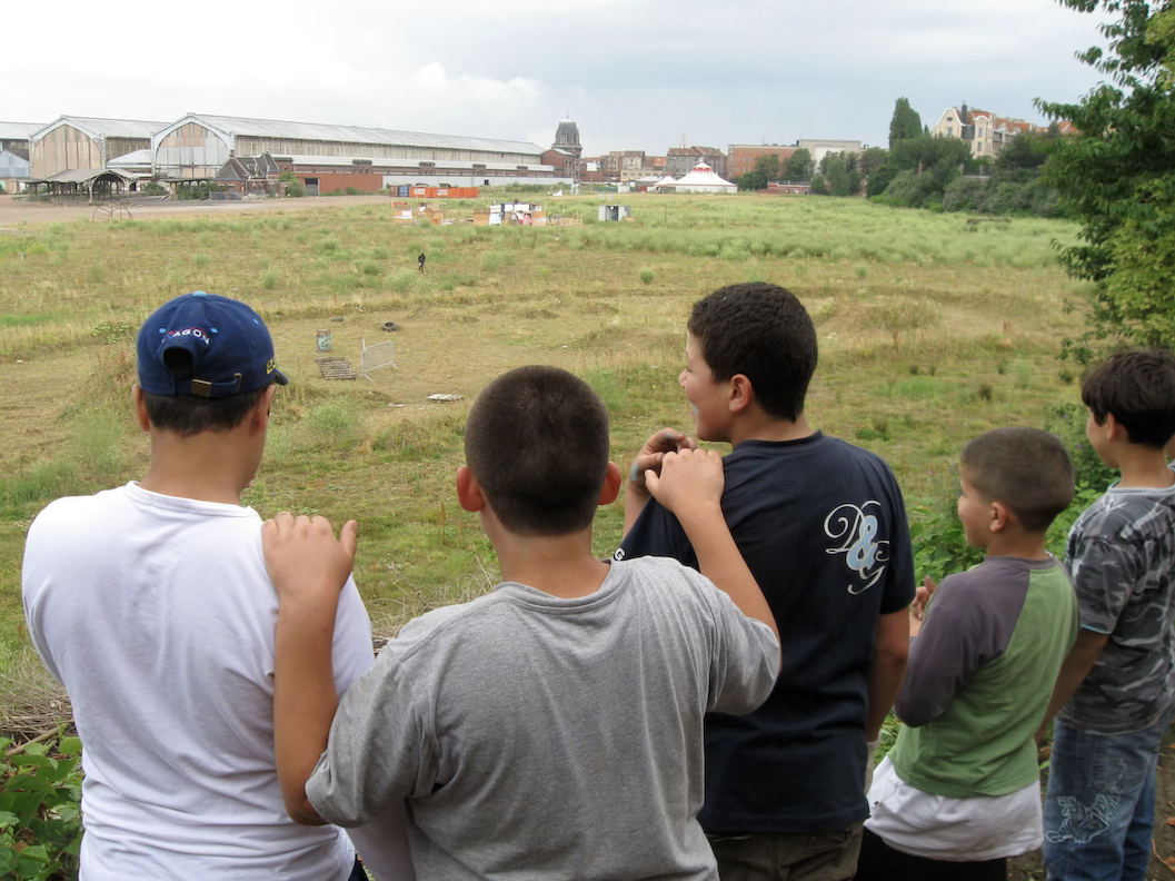 Onder de straatstenen, het strand, Lisa Matthys + Annelies Vaneycken