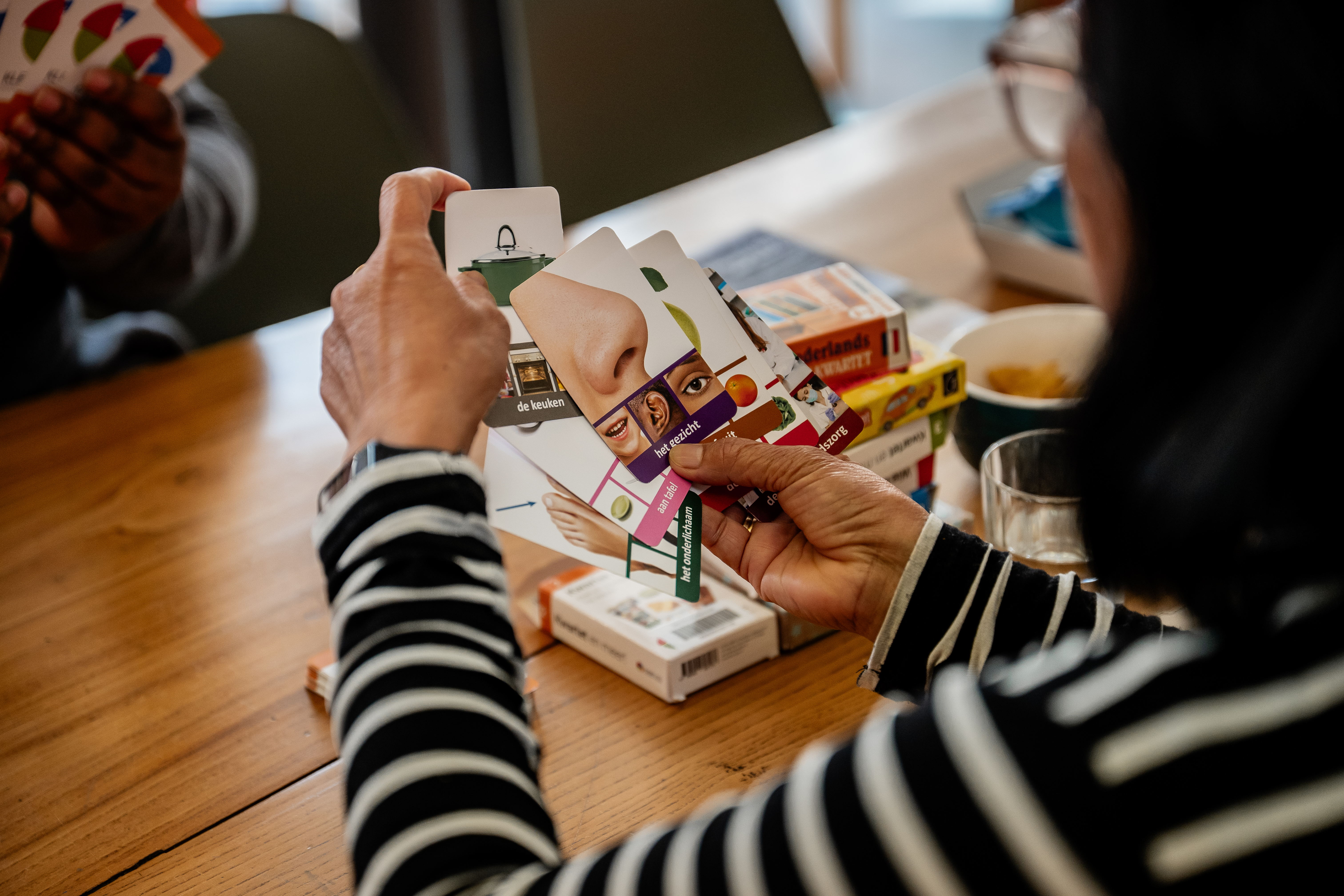 Praatcafé in bibliotheek De Pinte