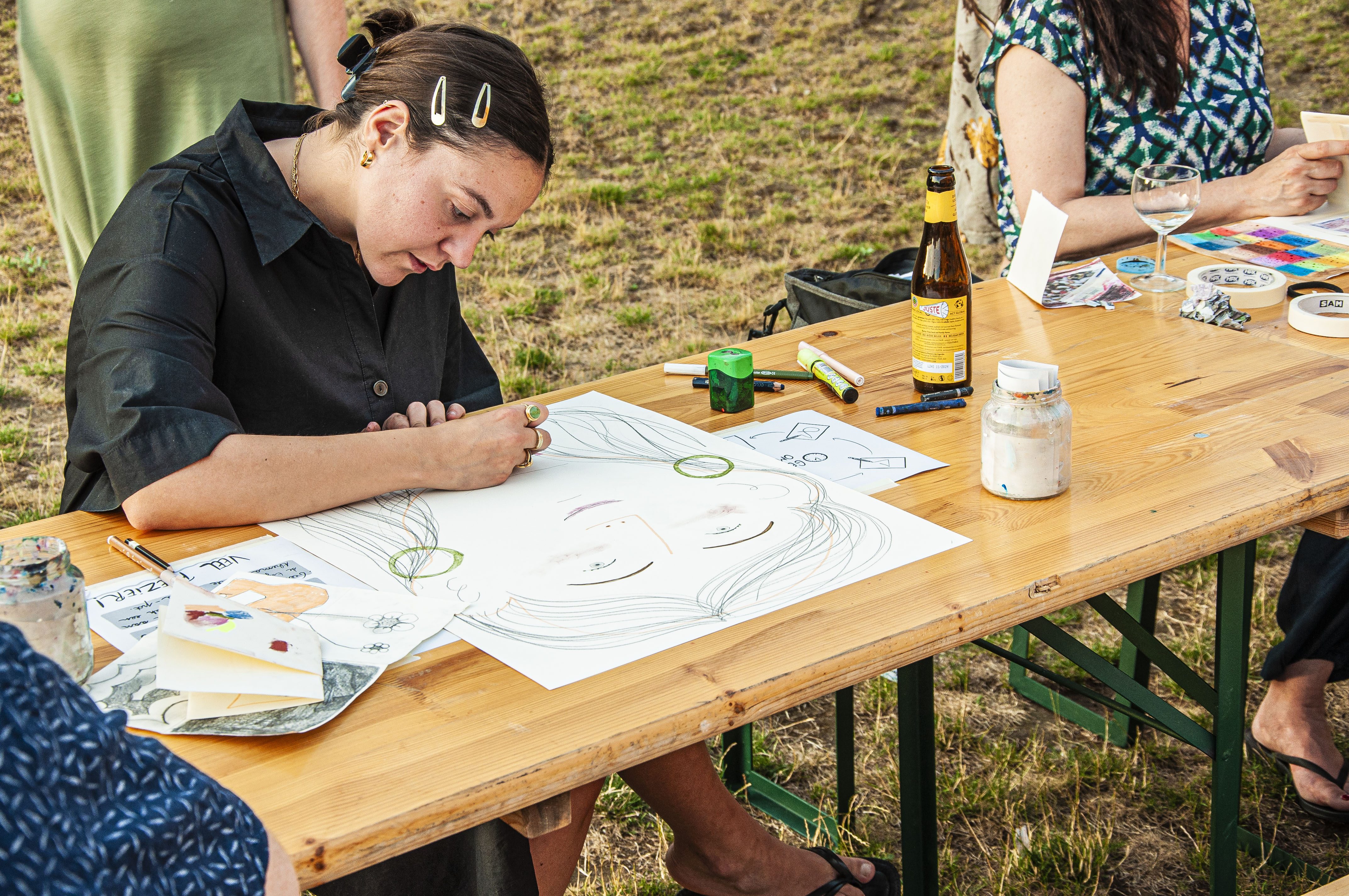 Afterwork Drink & Draw (december)