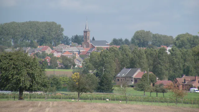 Pajots landschap met Sint-Martinuskerk Kester