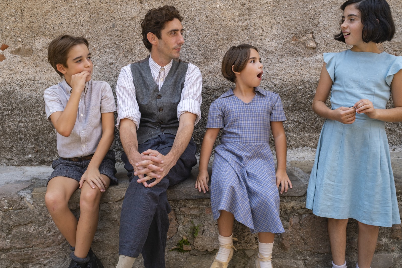 The Teacher who promised the Sea