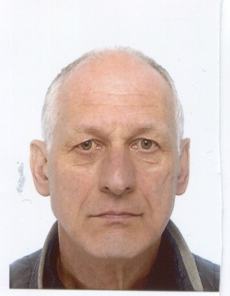 Luc Penninck is al van in zijn prille jeugd een passie voor geschiedenis, heemkunde en volkskunde. Als 12-jarige werd hij lid van de Koninklijke Heemkundige Kring Maurits Van Coppenolle. Gediplomeerde stadsgids sinds 1981. Politie-inspecteur op rust.