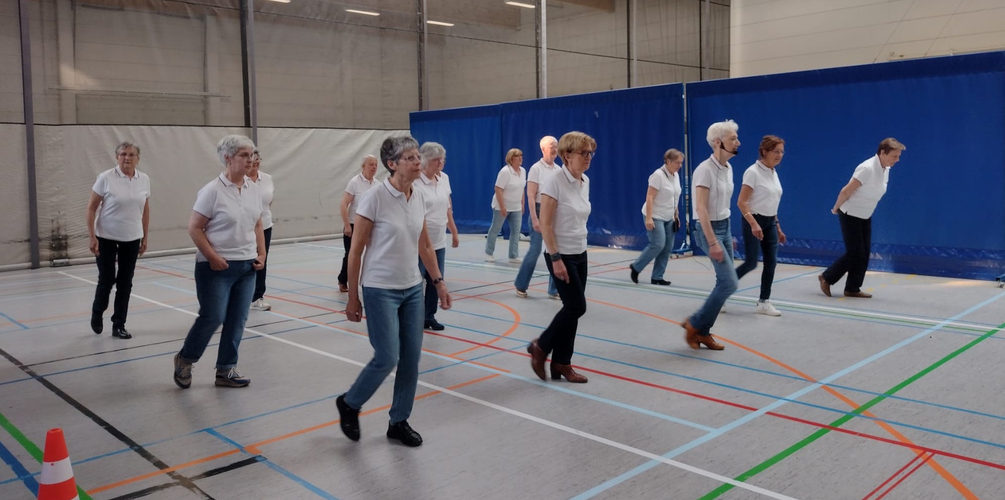 VLOTTE  VOETJES  NEOS  BRAKEL-LIERDE