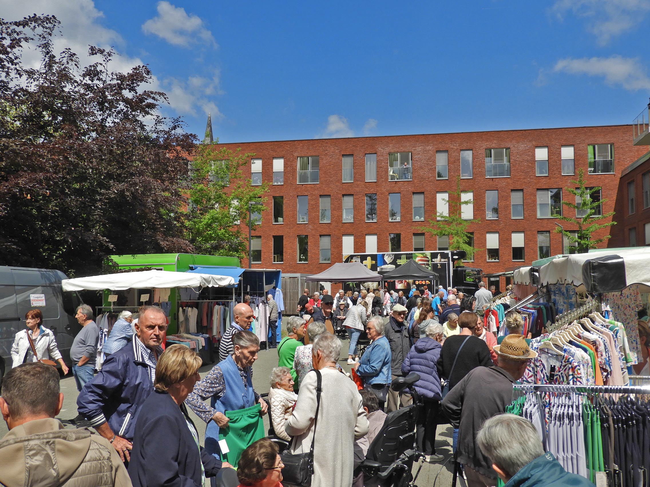 sfeerbeeld markt mei2025