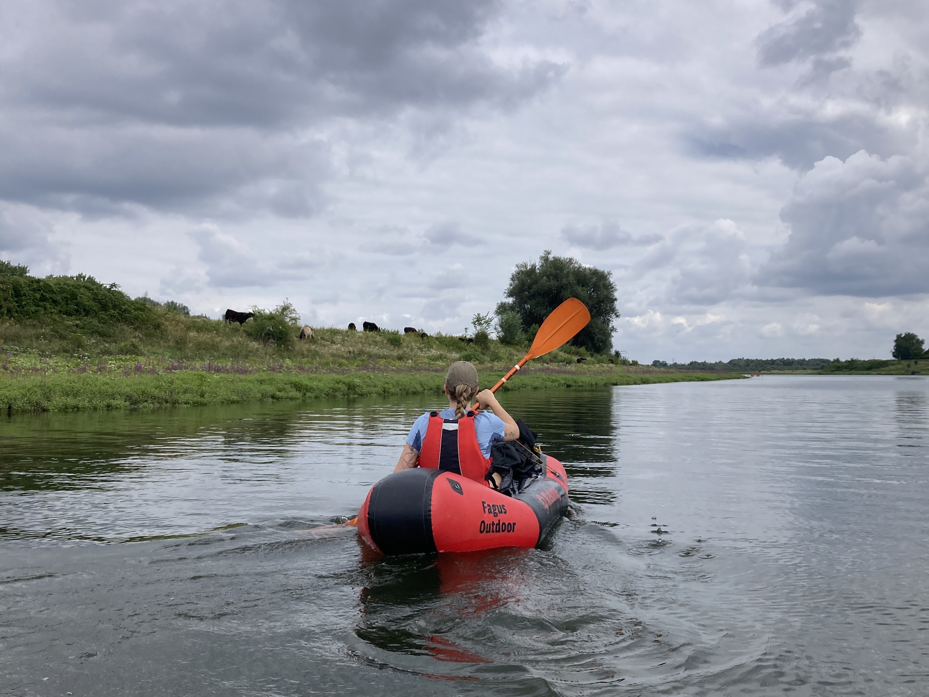 Packraften in de Maasvallei