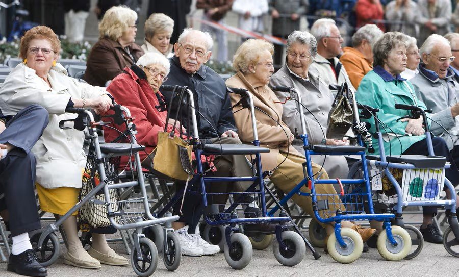 Wat met de ouderen in de samenleving?