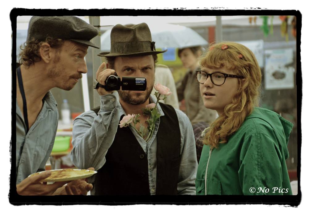 lachen ! camera ! actie !