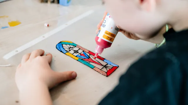 Maak je eigen glasraamsticker