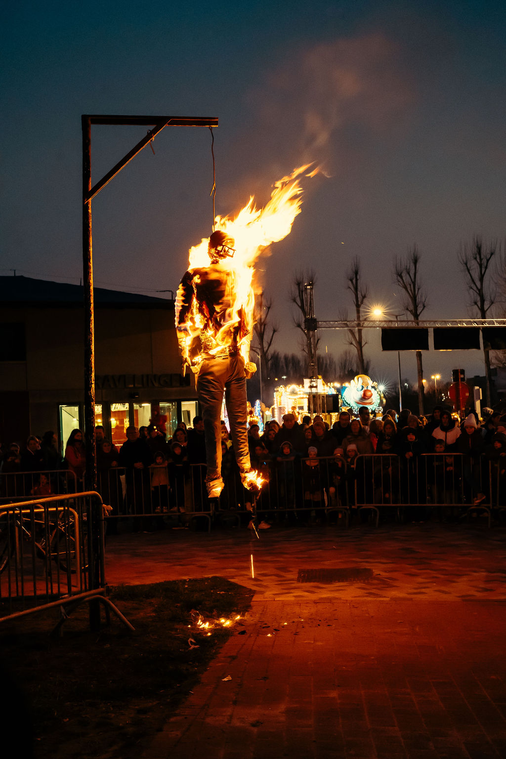 GEMEENTEBESTUUR KNOKKE-HEIST