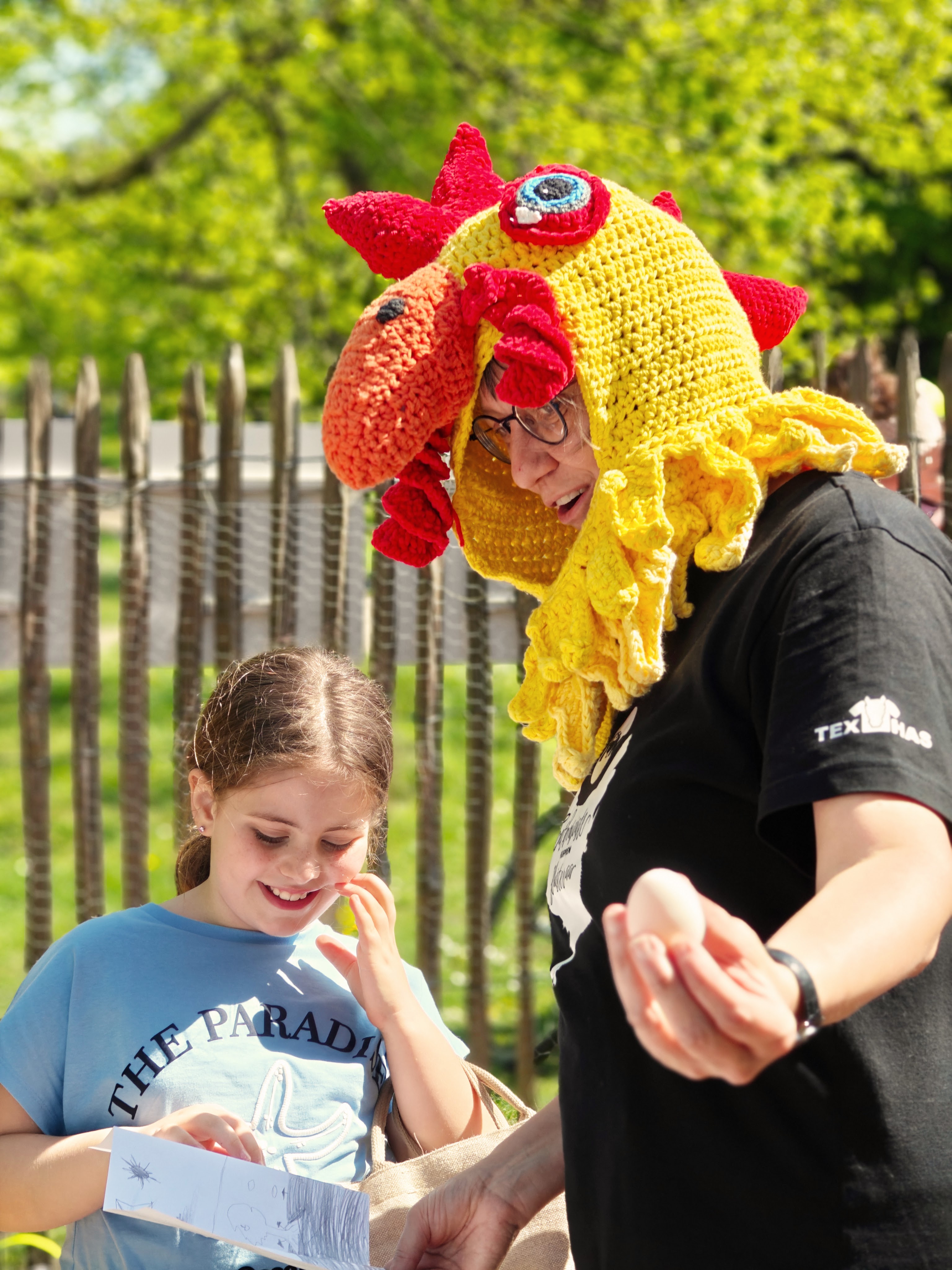 Kip Henna ontvangt een leuke tekening!