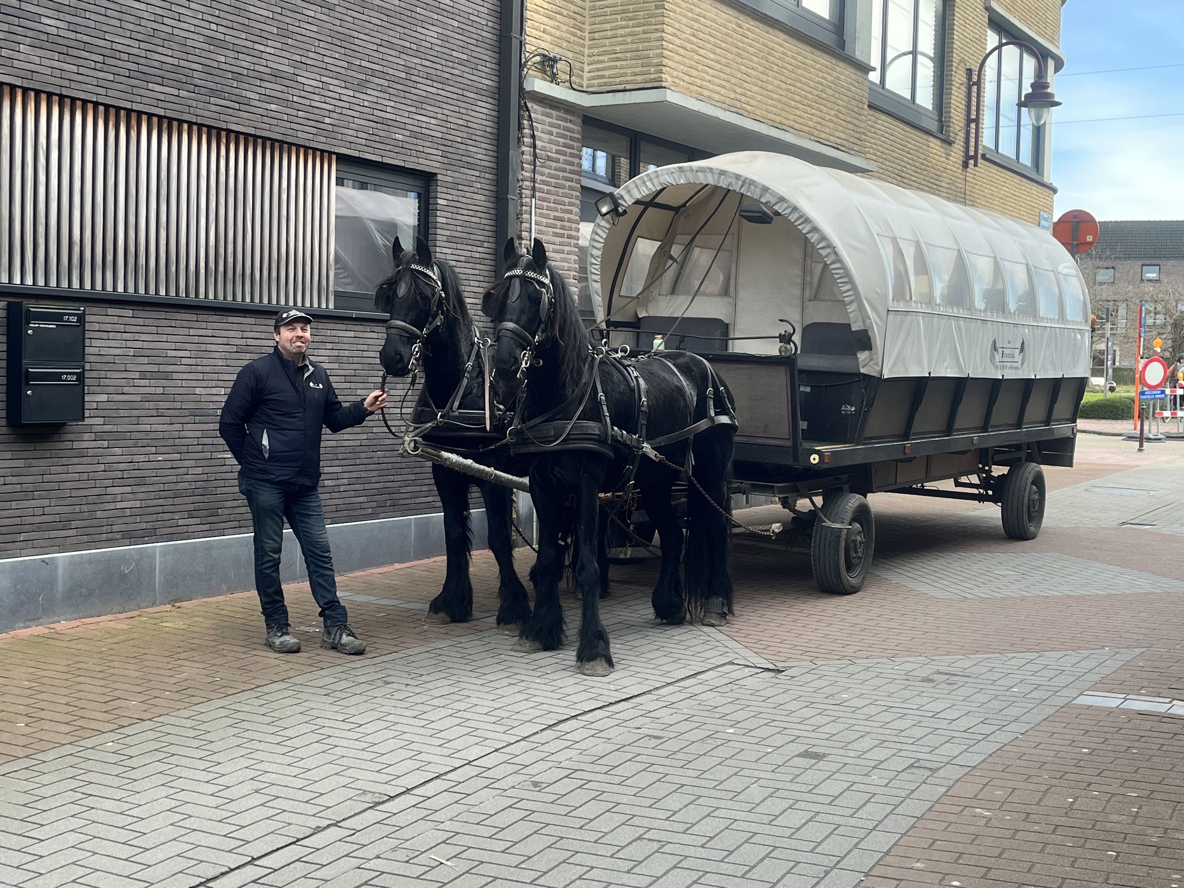 huifwagen max. 22 pers.