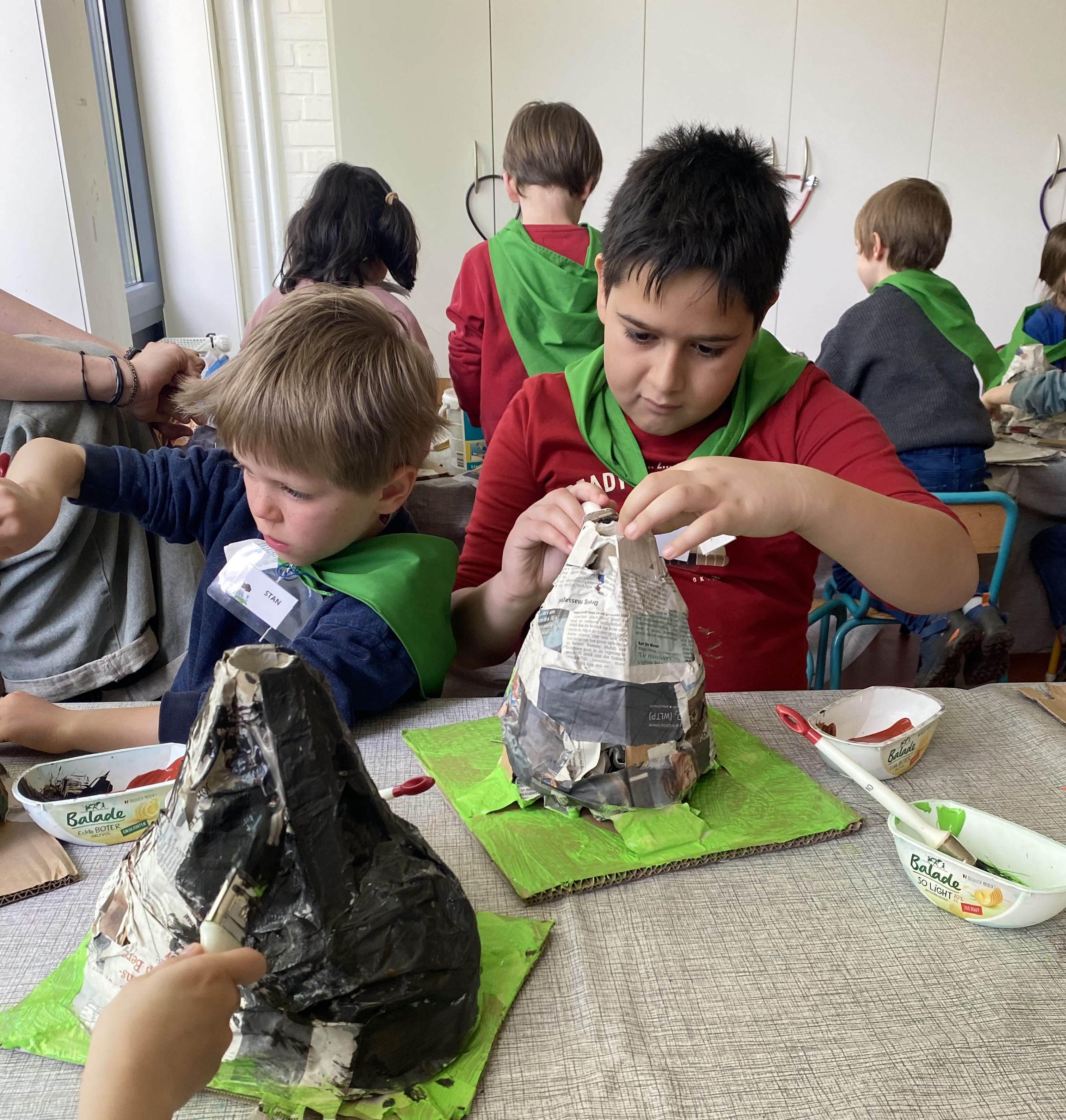 Knutselkamp: Ruimte (lager) - Parochie Oude Bareel - Sint-Amandsberg