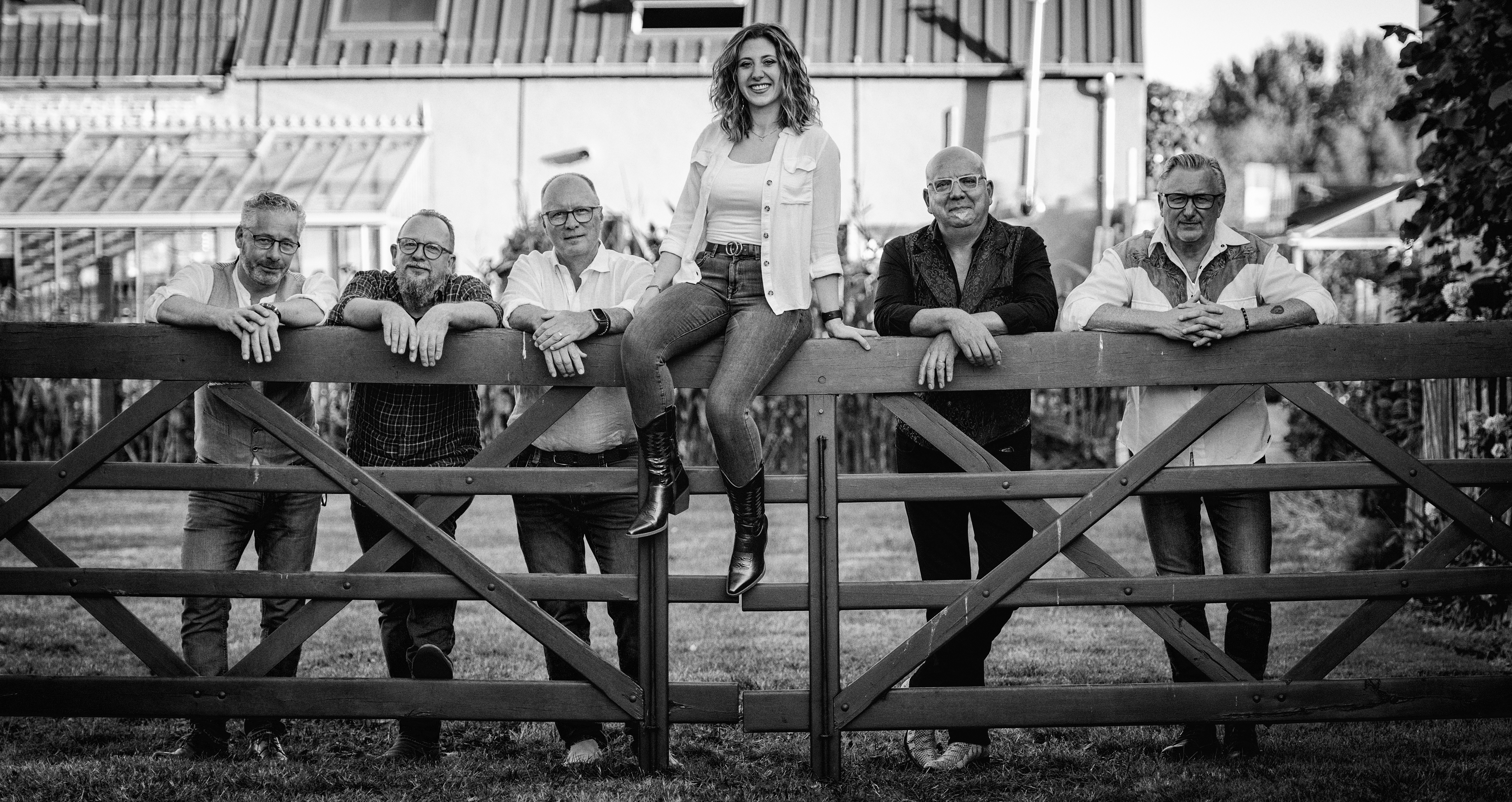 Dit is COPPERLINE , het nieuwe muzikale zijproject van RALPH BONTE.