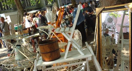 Rommelmarkt: Congreslaan, De Smet De Naeyerplein en onafhankelijkheidslaan