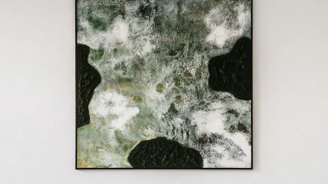 Graag nodig ik u uit voor de opening van mijn tentoonstelling Kaalfjell (Noors voor toendra), in Brouwerij De Baer, Vijfstraten 91 te Sint-Niklaas.