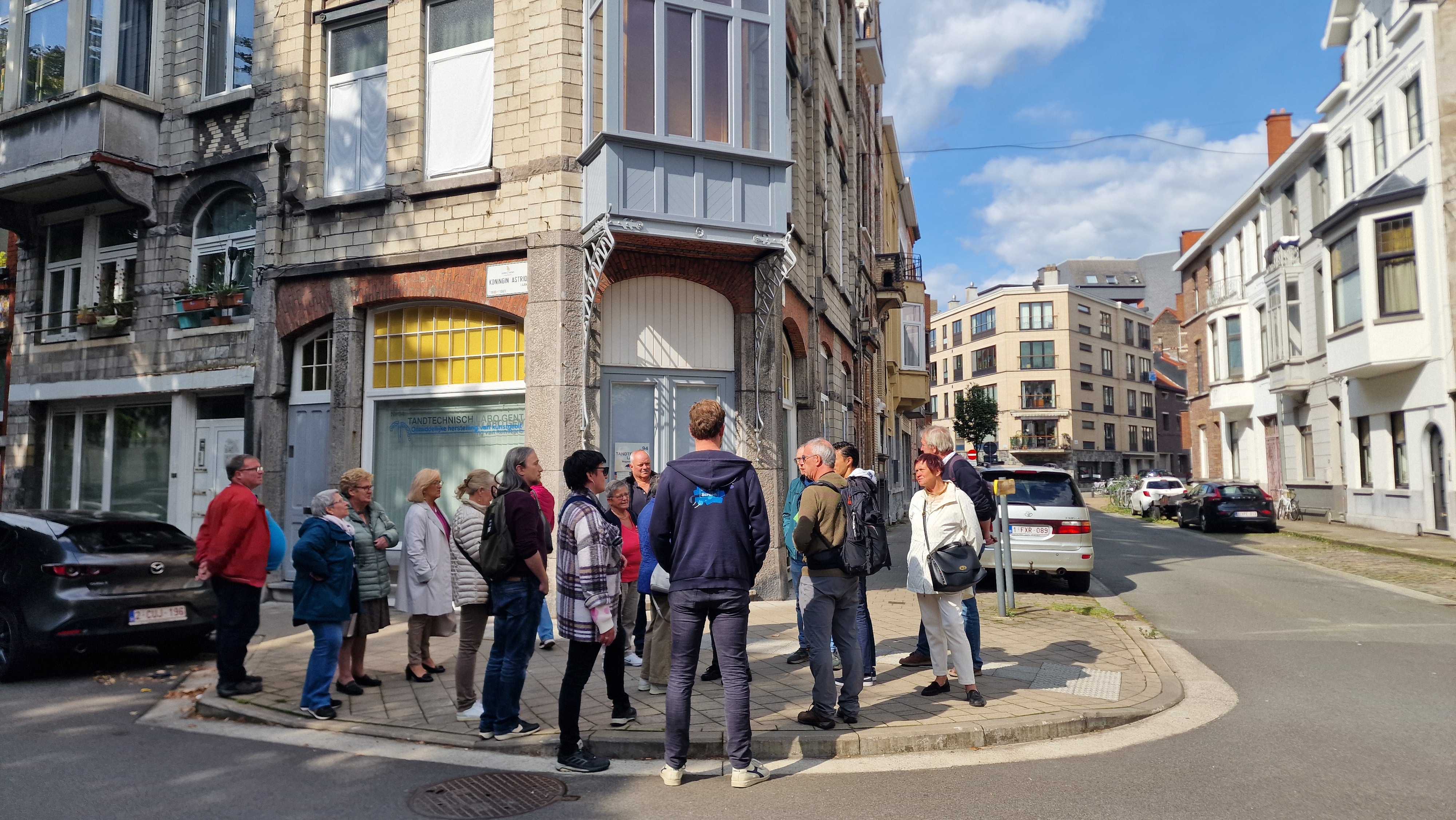 Gegidste rondleiding tijdens de Gentse feesten - Sint Pieters “buiten de muren”