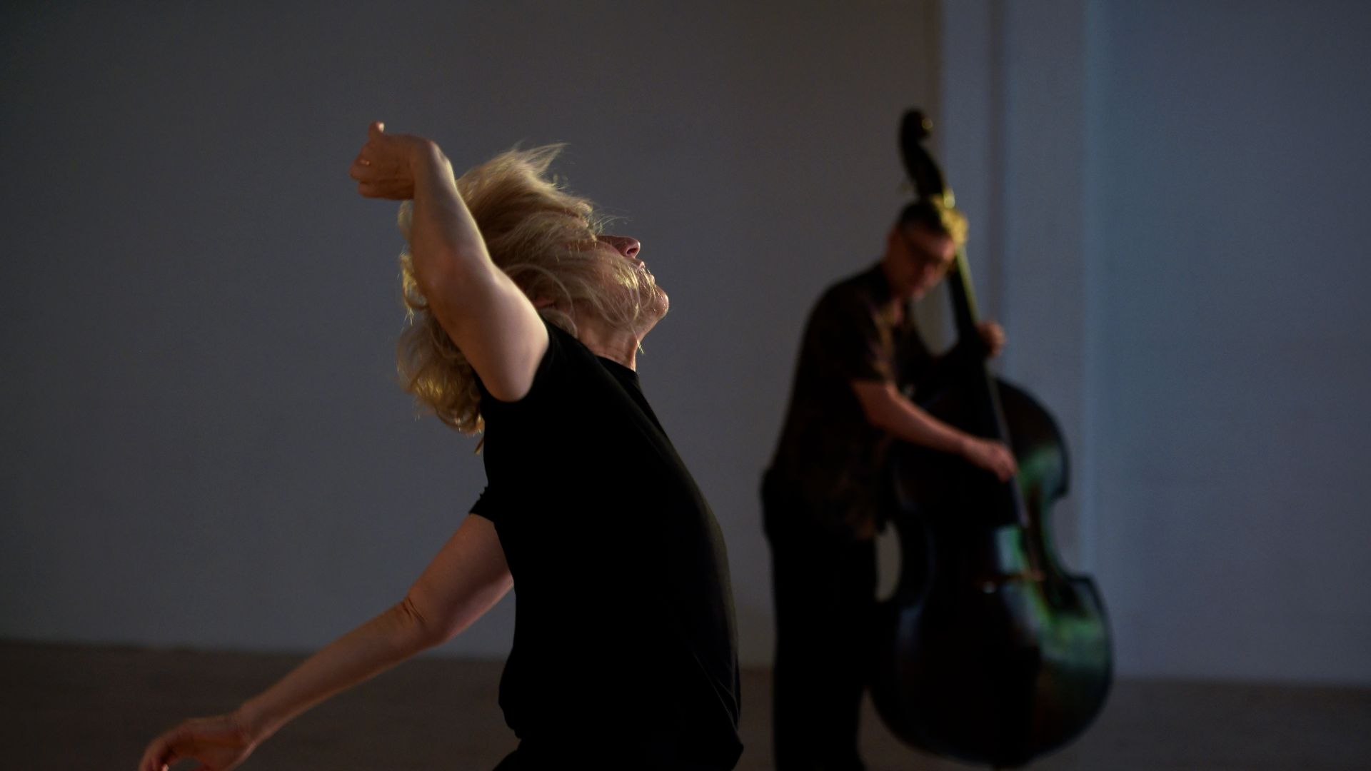 Meg Stuart and Doug Weiss - All the Way Around