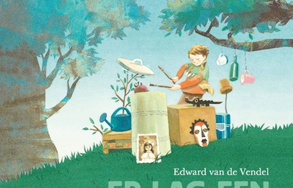 Er lag een trommeltje in het gras