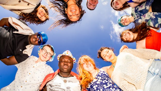 Voorstelling door jongeren, The Beach