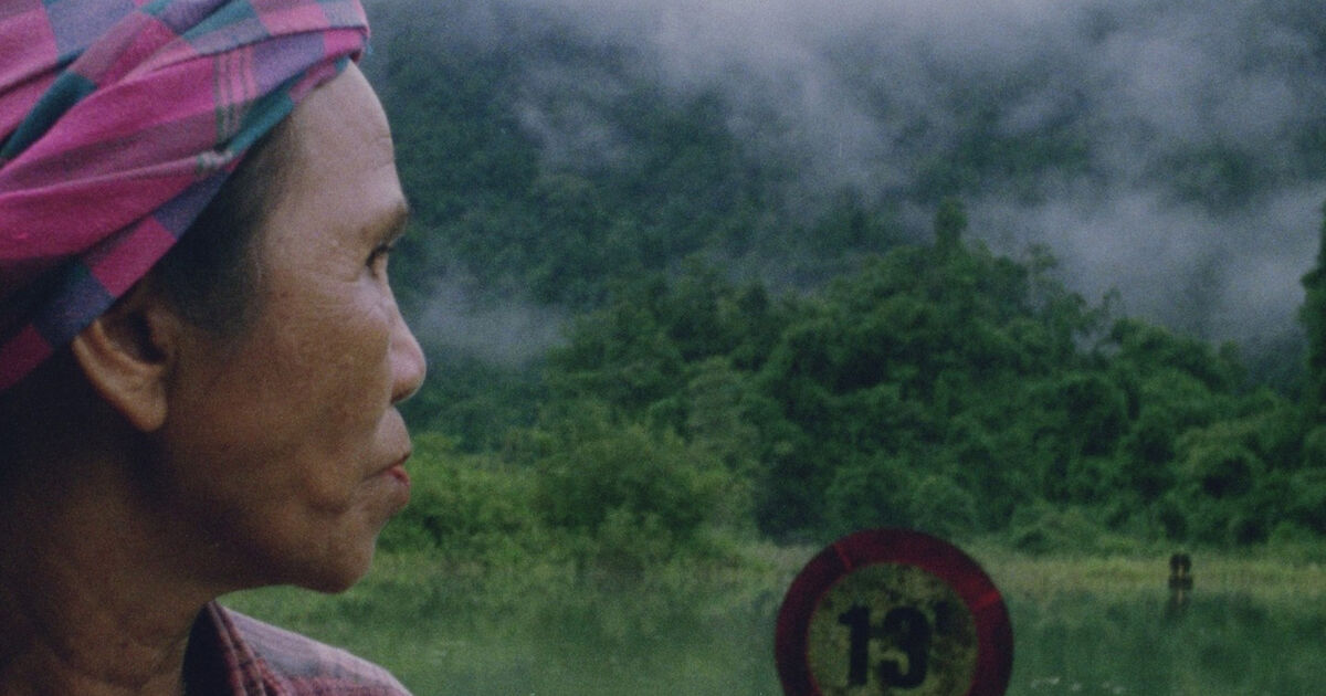 Hair, paper, water… (Minh Quy Truong, Nicolas Graux)