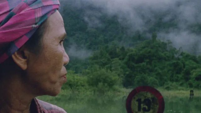 Hair, paper, water… (Minh Quy Truong, Nicolas Graux)