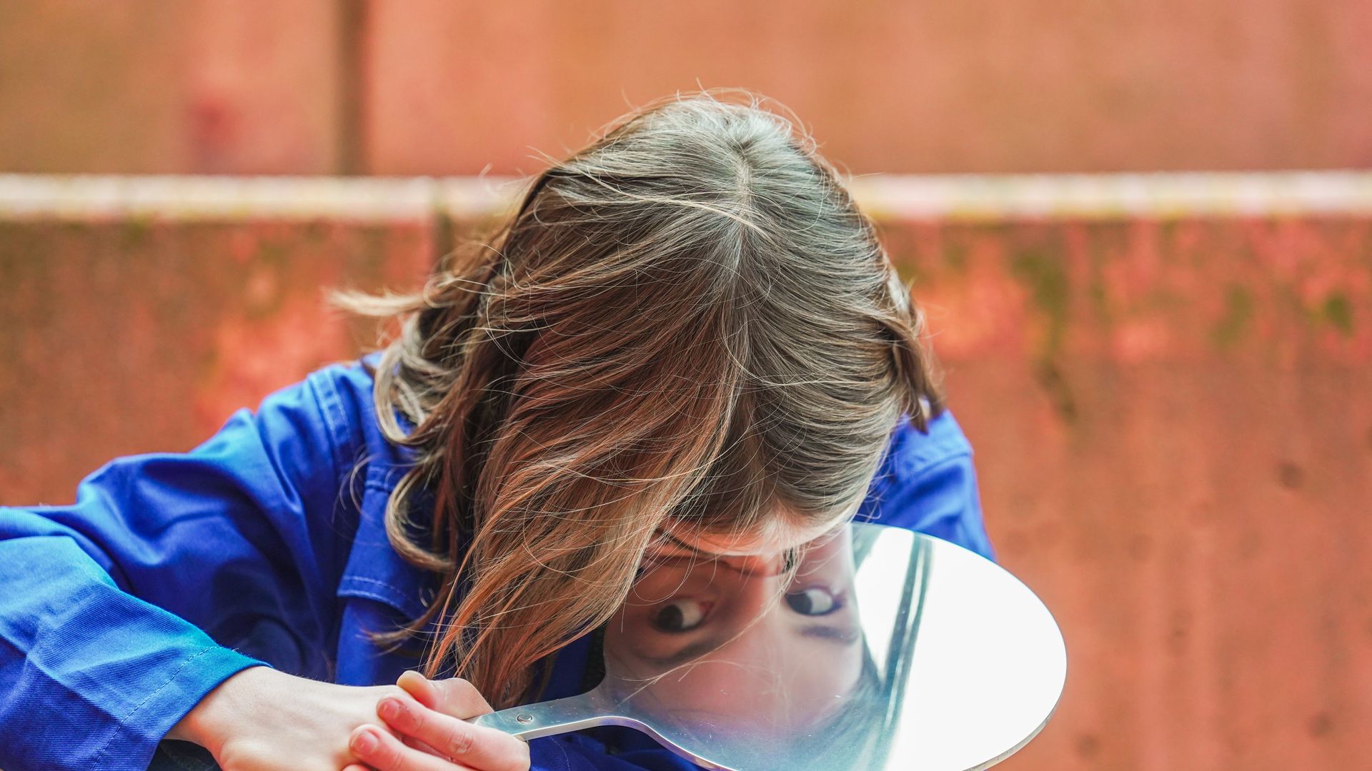 Ogen. Blik. Verder. Kijken. - tout petit & Ief Spincemaille