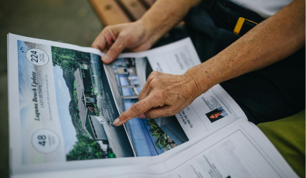 Samen de krant lezen voor anderstalige volwassenen