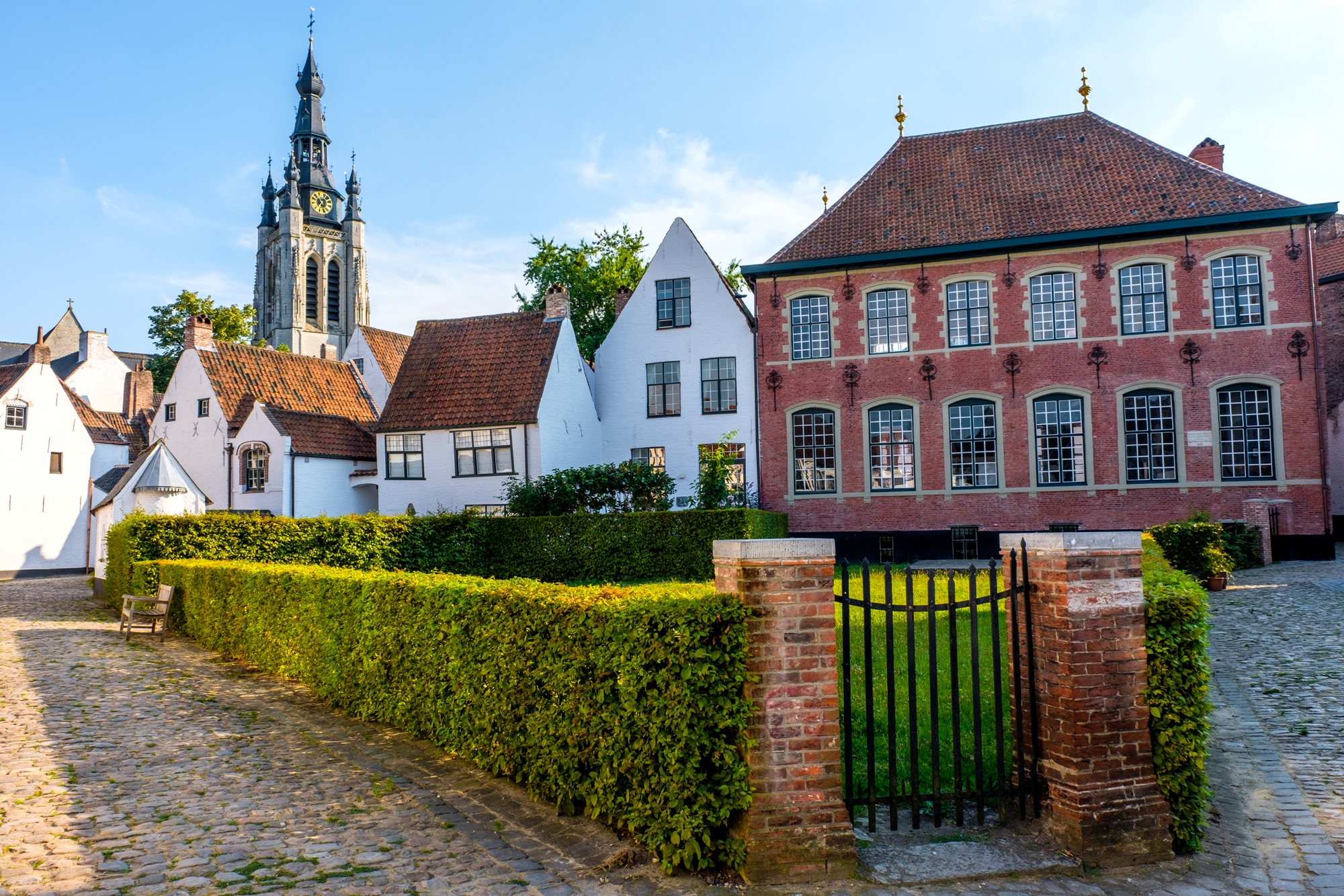 Begijnhof, zicht van op de bleekweide