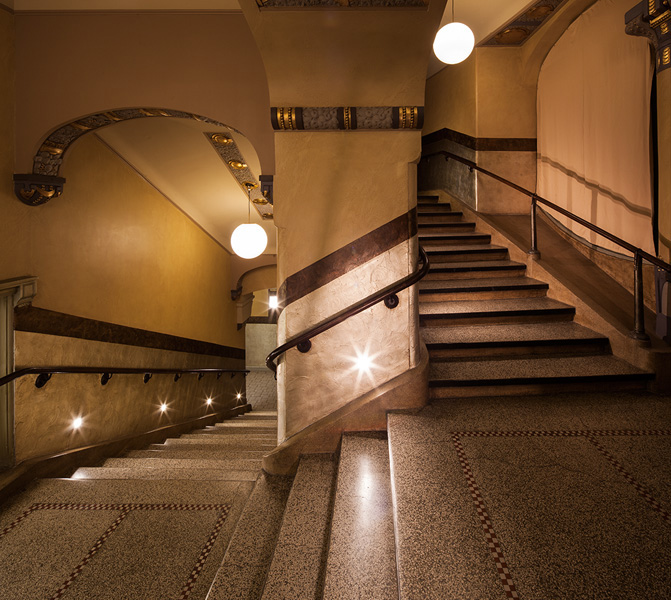 De Vooruit - trappenhal richting Theaterzaal