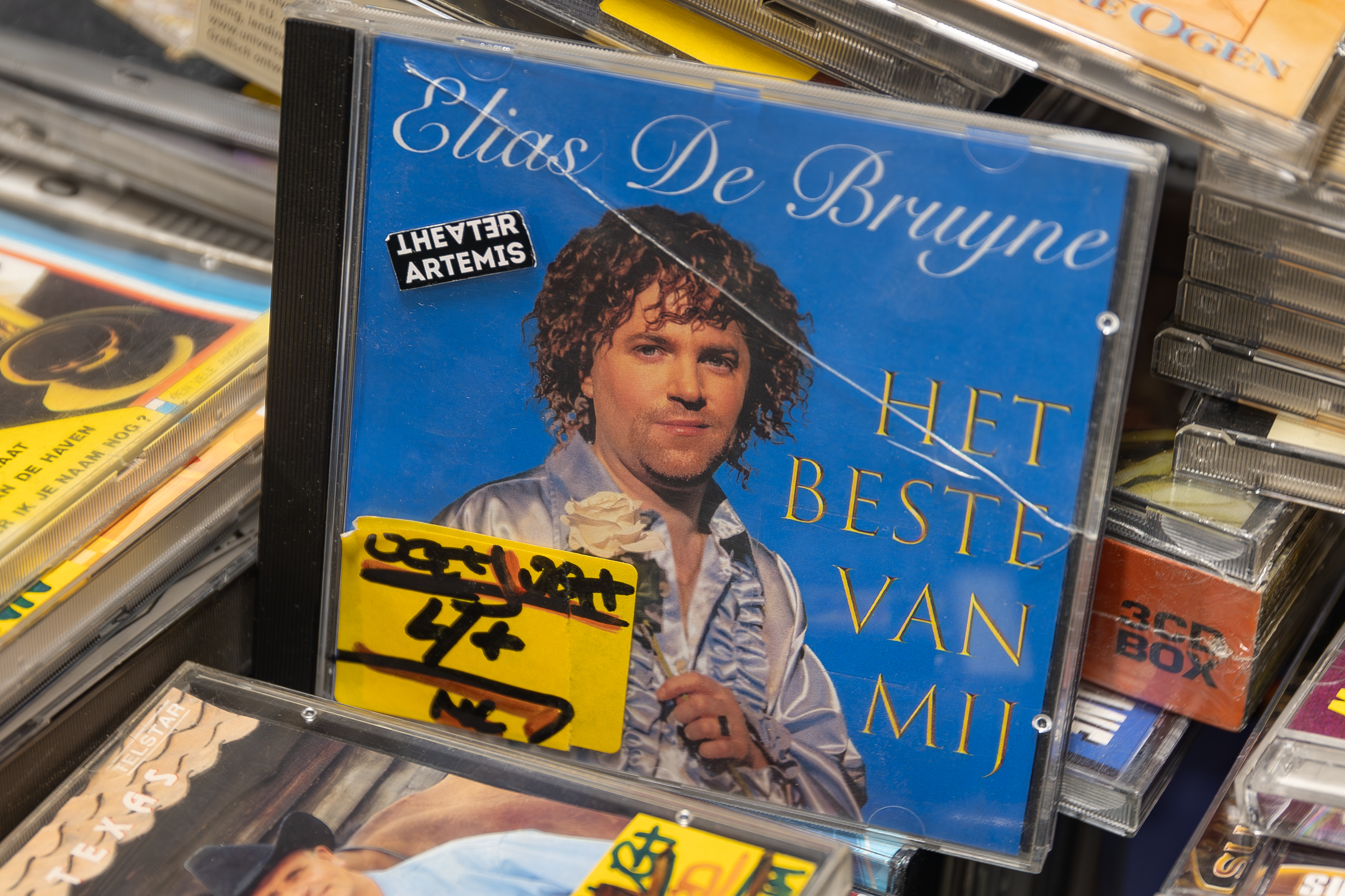 Een CD met de titel van de voorstelling erop.