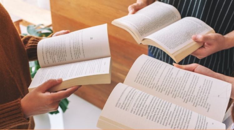 leeskring handen WS.jpg