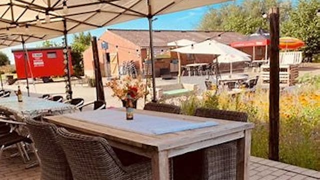 Poesele fietshoeve, voor een honger of dorst