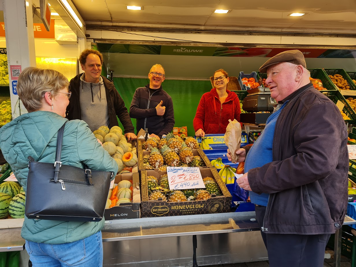 Vrijdagsmarkt Oostrozebeke
