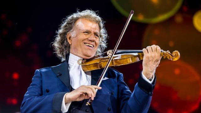 Andrè Rieu speelt viool