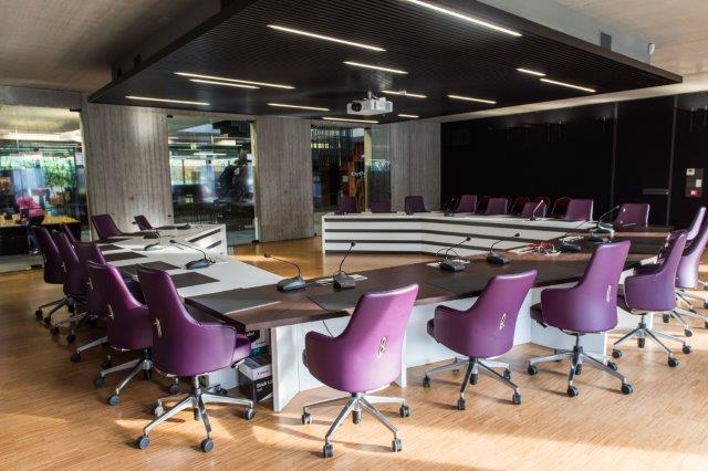 raadzaal gemeentehuis Meerhout