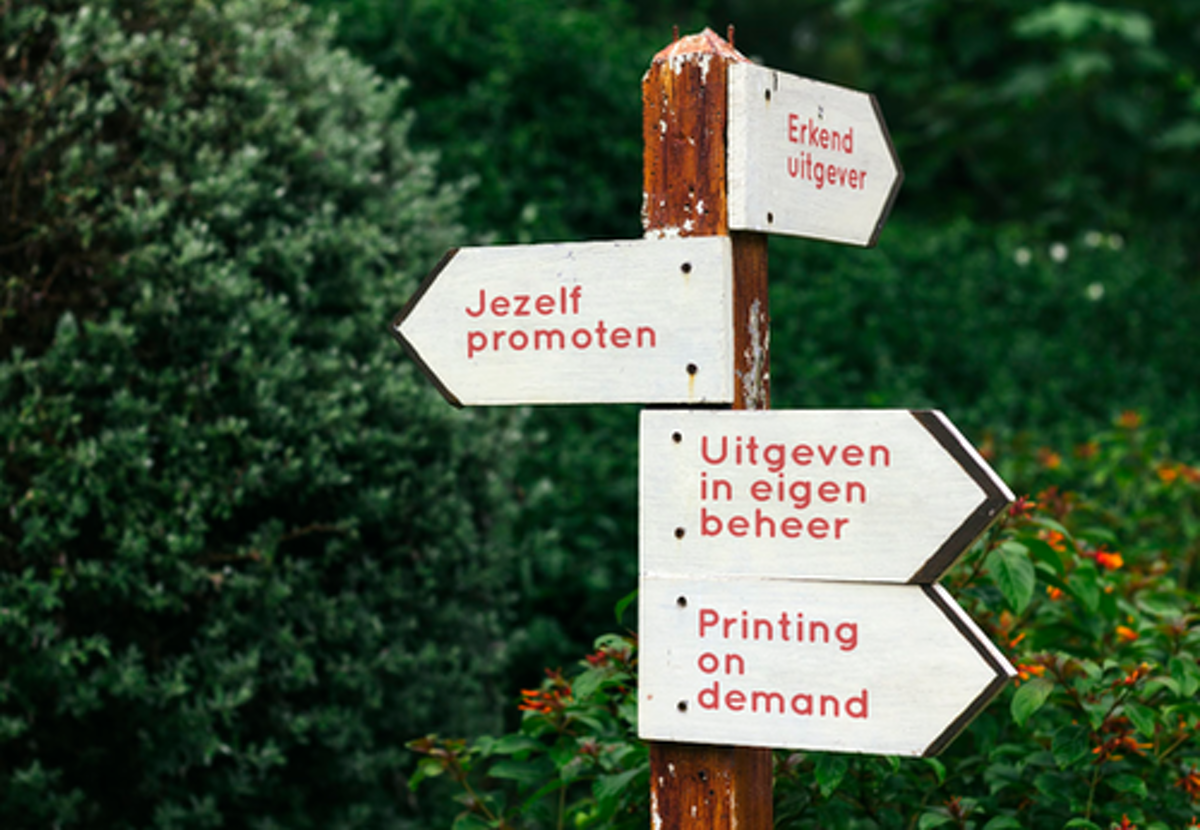 foto voor "wegwijs in het uitgeeflandschap"