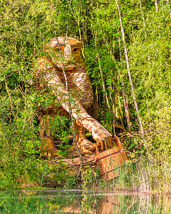 De trollen van Tomas Dambo