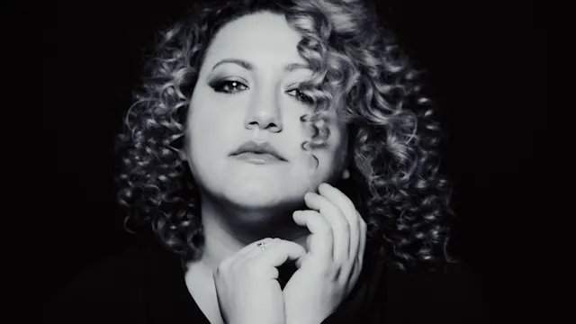 Cansu Sanlidag, piano solo – “War and Peace”: werken van Janacek, Liszt, Amy Beach