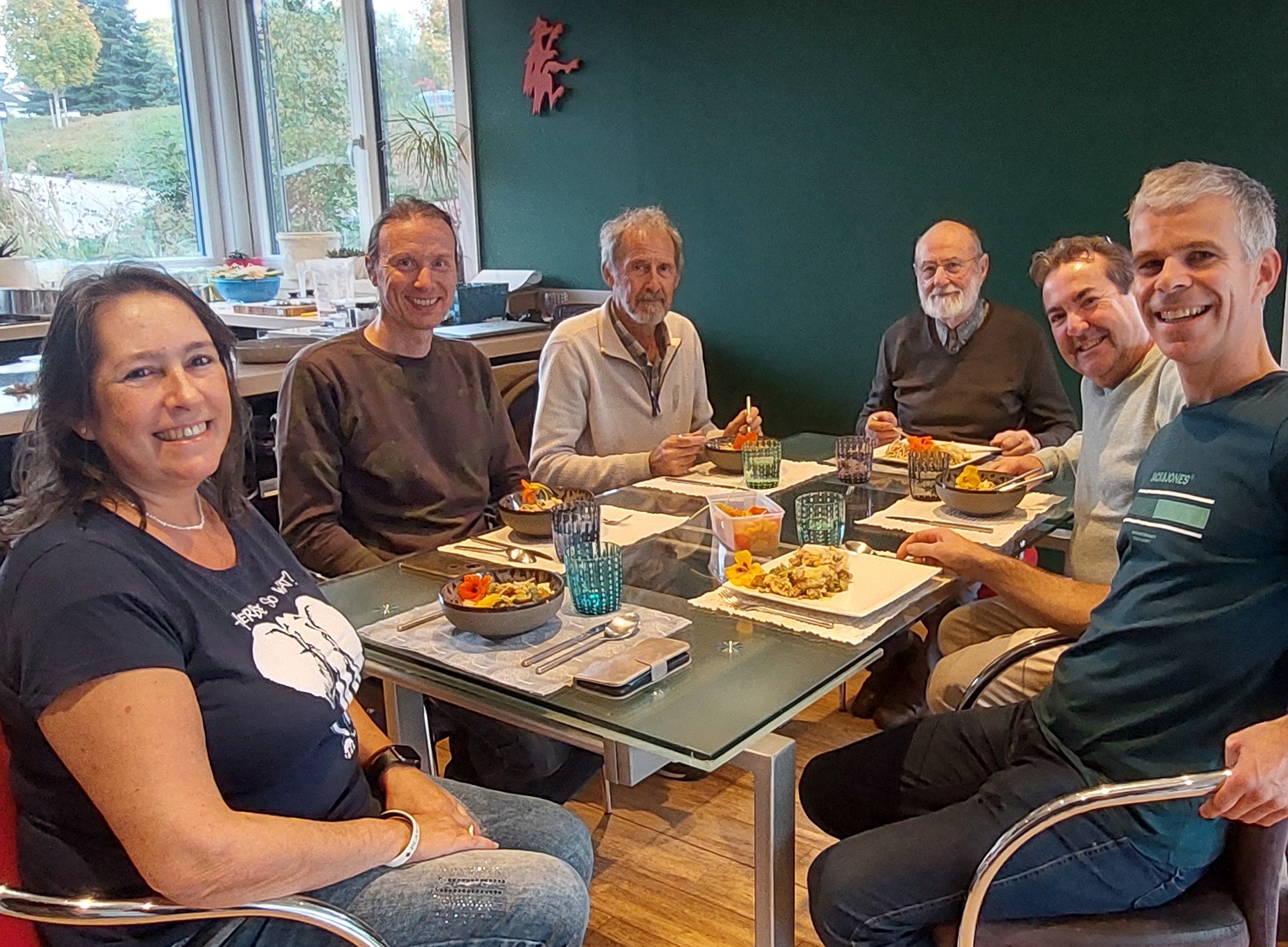 Lekker eten kan uiteraard niet ontbreken op elke bijeenkomst van de vrijwilligers van Velt en ProVeg die dit initiatief voorbereiden!