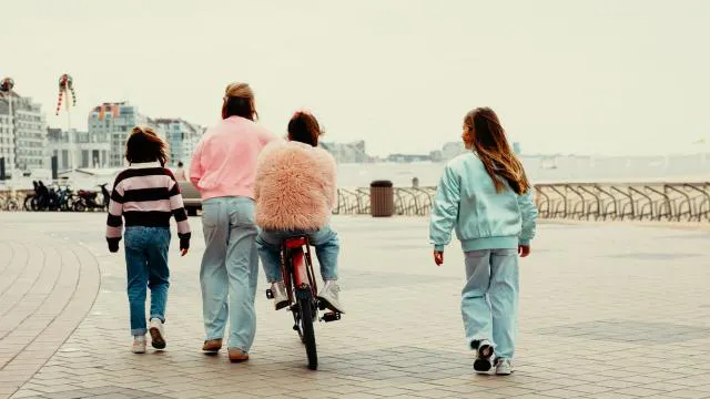 GEMEENTEBESTUUR KNOKKE-HEIST