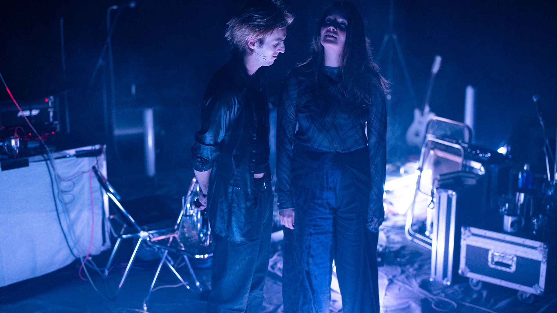 Laurie & Lou - Mitch Van Landeghem en Carine van Bruggen / DE HOE