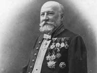 Joris Helleputte in vol ornaat